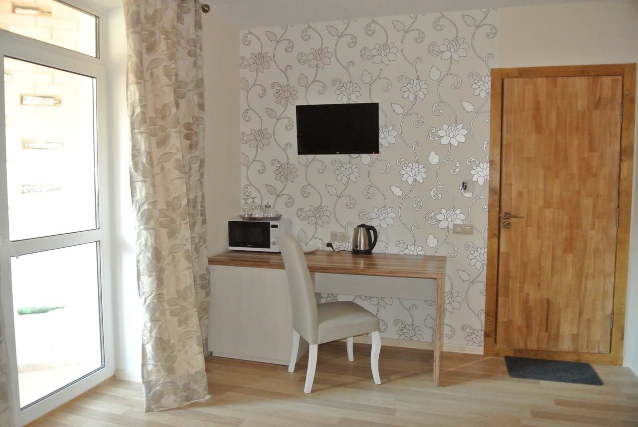 Отель Mini Hotel on Demiivska Киев-14