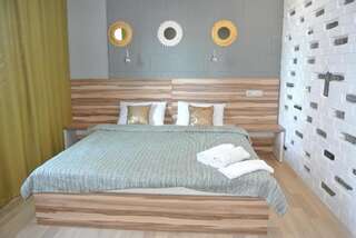 Отель Mini Hotel on Demiivska Киев Люкс с гидромассажной ванной-11