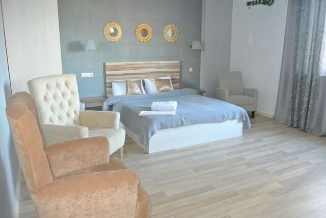 Отель Mini Hotel on Demiivska Киев-16